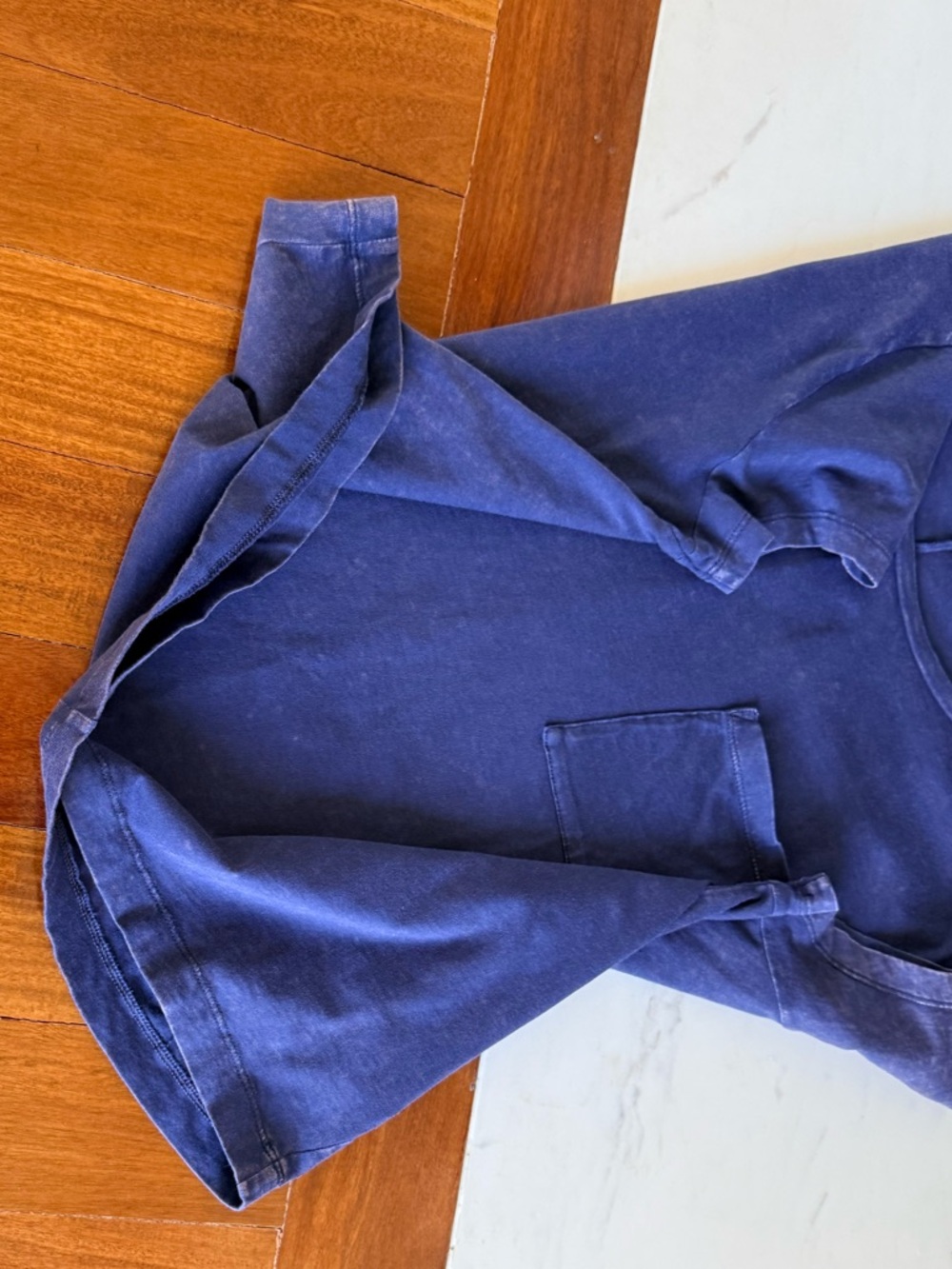 GAP Women's Top Tee Shirt Tie Dye Short Sleeve Crewneck Boxy Navy Pocket Size M - Picture 9 of 17